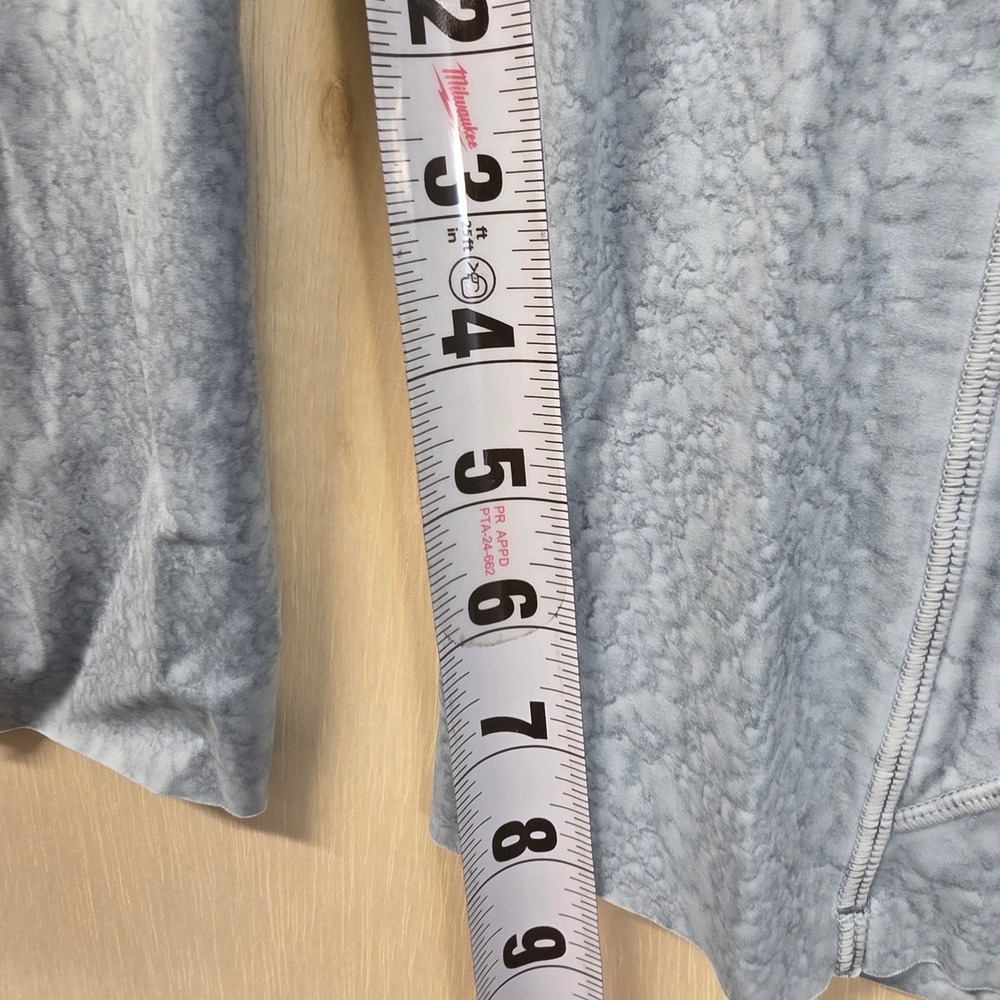 Lululemon Fast and Free High Rise Short 8 Ice Cave Blue Crinkle Nulux Size 6 - Picture 11 of 13